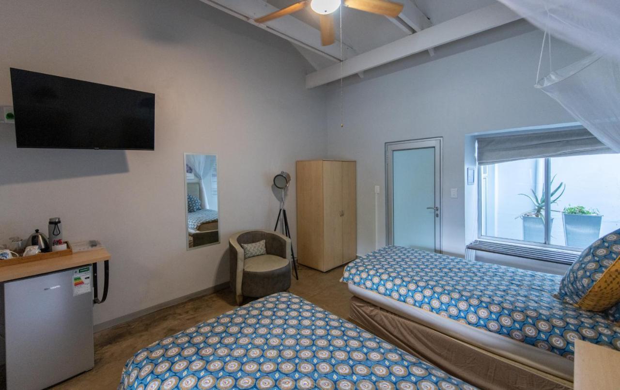 Vondelhof Guesthouse Windhoek Esterno foto