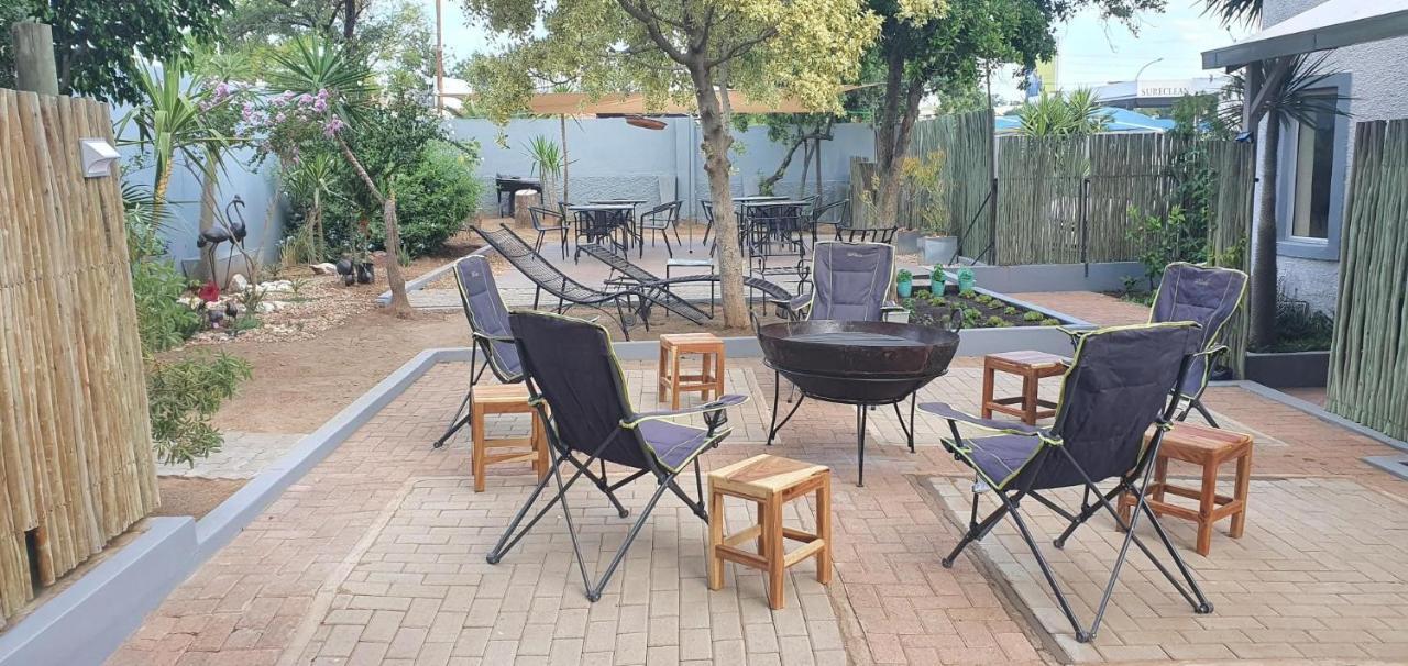 Vondelhof Guesthouse Windhoek Esterno foto
