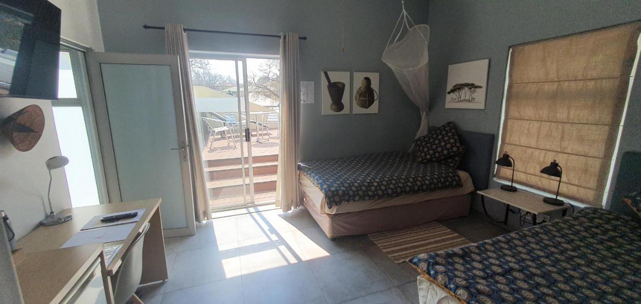 Vondelhof Guesthouse Windhoek Esterno foto